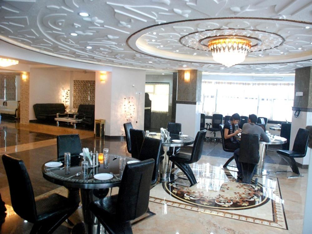 Hotel Treebo Trend Orient Grand Nagpur Zewnętrze zdjęcie